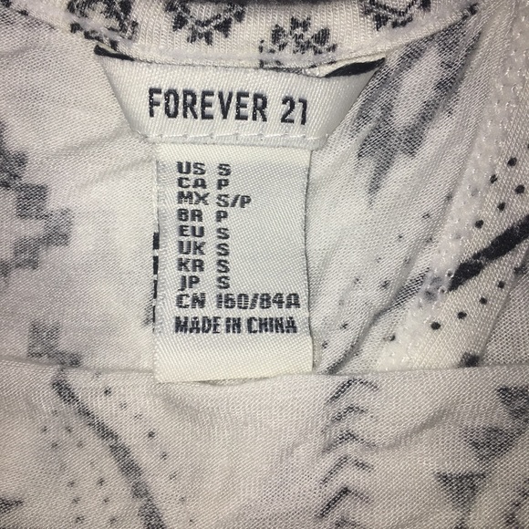 Flowy Cropped Tank Top - Picture 7 of 7